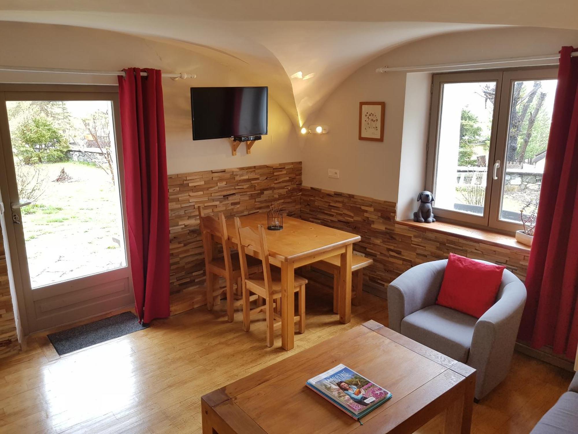La Girandole Chambre D'Hotes Et Location D'Appartement Arvieux Kültér fotó